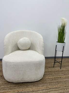 כורסא מעוצבת מדגם דייזי בגוון קרם לבן  : image 1