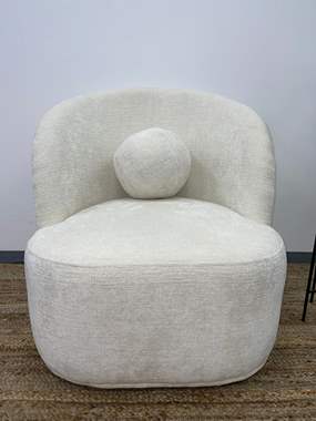 כורסא מעוצבת מדגם דייזי בגוון קרם לבן  : image 3